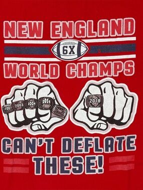 New England Patriots World Champs Gildan Red Graphic Tee with White Print